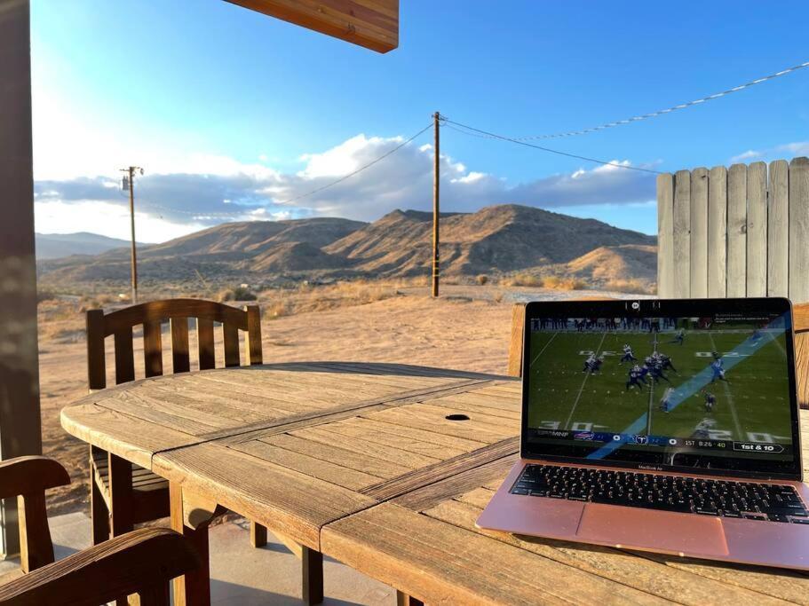 Pioneertown Chasing The Moon: Expansive Tub Views Near Pappy'S 빌라 외부 사진